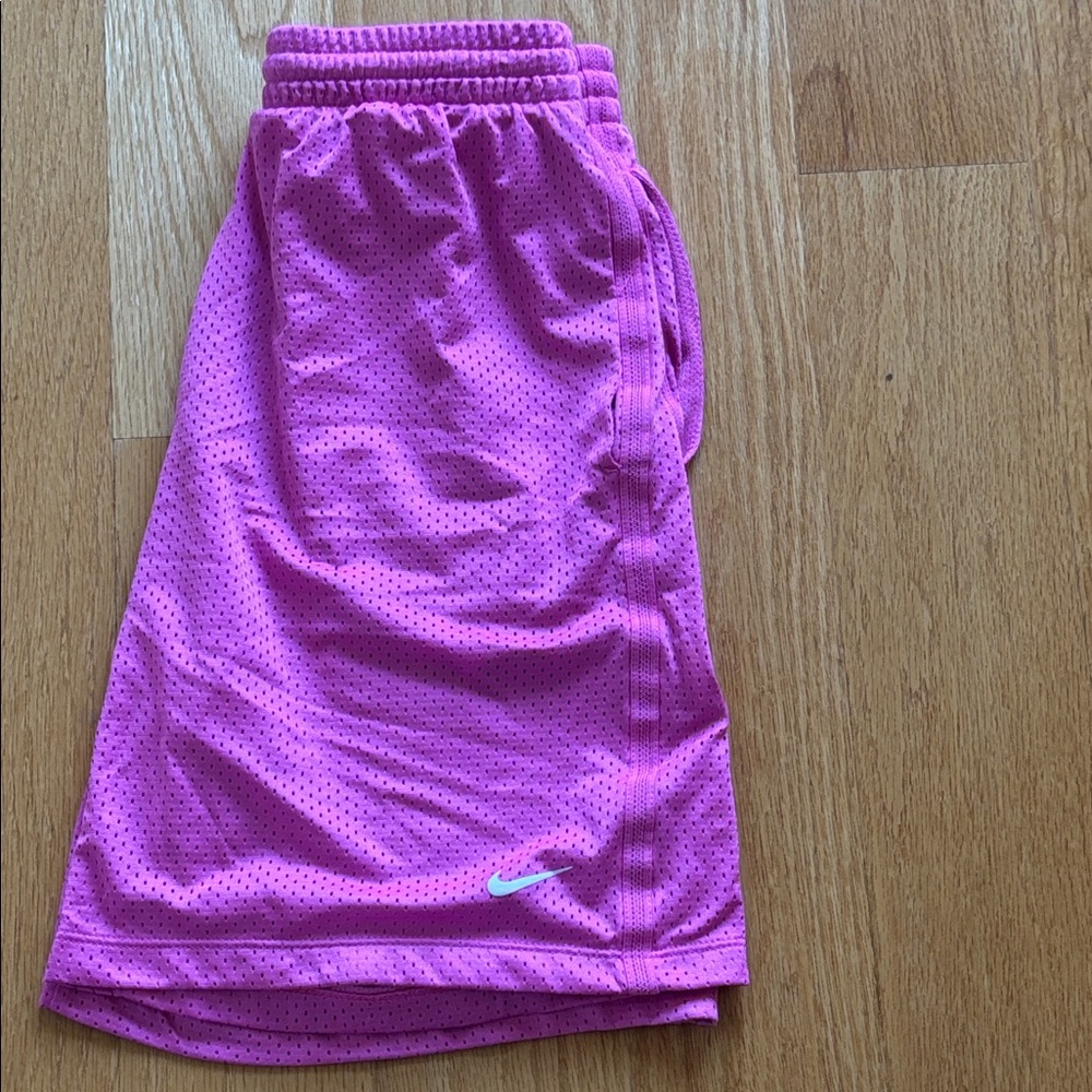 Nike Pink Training Shorts youth XL